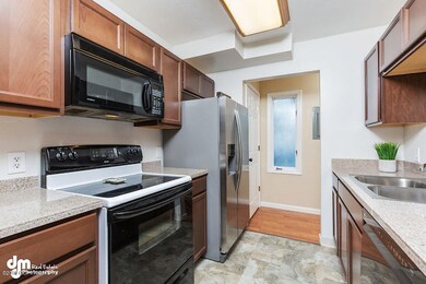Kitchen 20190508-DW-40590-SMALL