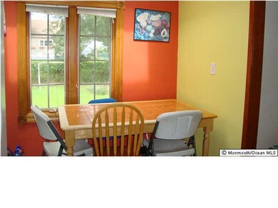 124 Throckmorton Ln, Old Bridge, NJ 08857 - photo 6