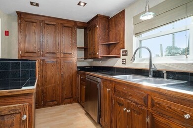 11 Manchaug St, Douglas, MA 01516 - photo 2