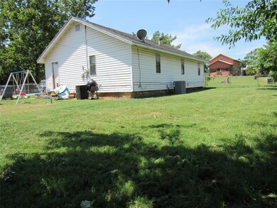 230 W Kirk St, Shawnee, OK 74801 - photo 5