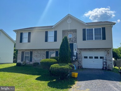 112 Nature Dr, Stephens City, VA 22655 - photo 2