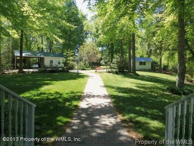 5717 HICKORY Front Yard