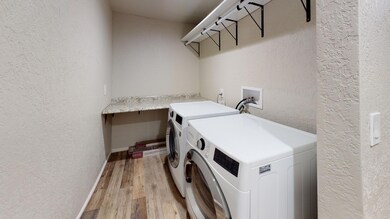 60141 Agate Rd, Bend, OR 97702 - photo 5