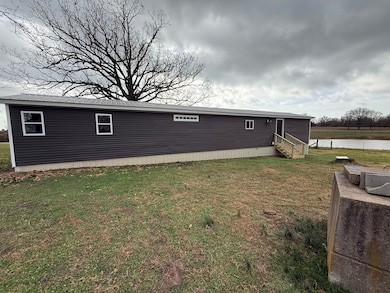 19327 Lawrence 1210, Aurora, MO 65605 - photo 3