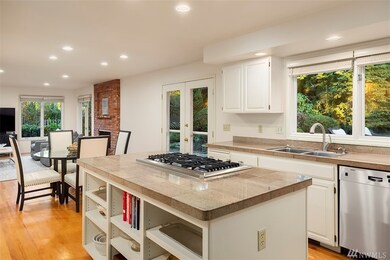 8531 Hunts Point Ln, Hunts Point, WA 98004 - photo 7