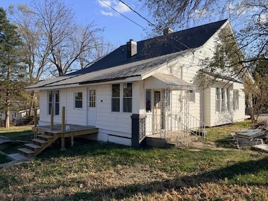 122 Main St, Frankford, MO 63441 - photo 4