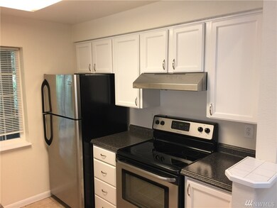 215 100th St SW unit D308, Everett, WA 98204 - photo 3