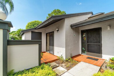 476 Lynbrook Ct unit 476, Royal Palm Beach, FL 33411 - photo 4