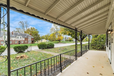 2040 E 5th Ave, Columbus, OH 43219 - photo 4