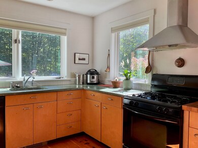 90 Draper Rd, Hartland, VT 05048 - photo 7