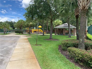 616 Chester Pines Ct, Ocoee, FL 34761 - photo 4