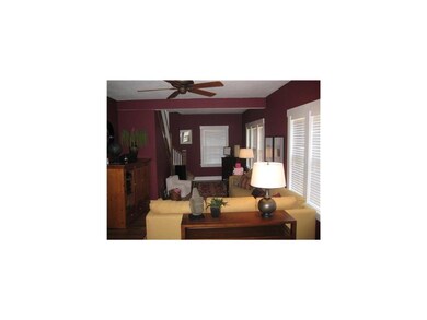 Living Room. Spacious and open room for playing, w