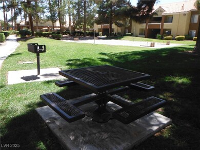 2120 Ramrod Ave unit 417, Henderson, NV 89014 - photo 2