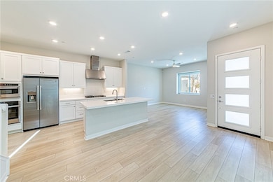 27245 Red Willow Ct, Valencia, CA 91381 - photo 4