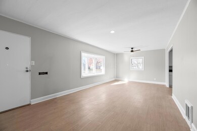 3123 Astor Ave - 004