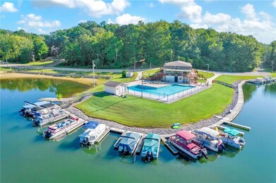 Clubhouse, Restaurant, Bar, and Pool