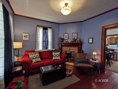 81 Sunnyside Drive