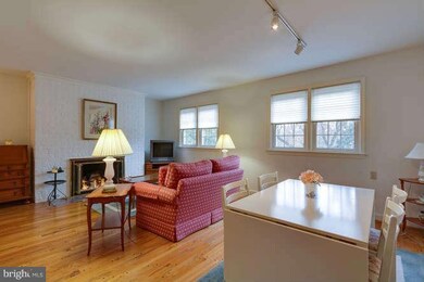 6038 Hardwick Place, Falls Church, VA 22041 - photo 4