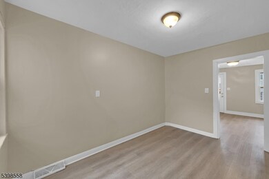 116 Mercer St unit Left, Phillipsburg, NJ 08865 - photo 7