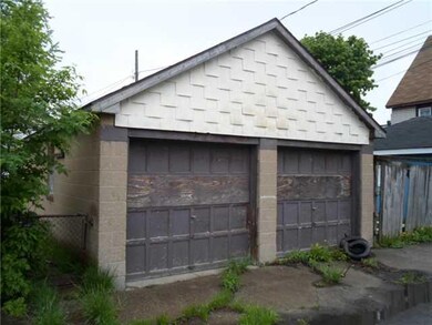 339 Oliver St, North Tonawanda, NY 14120 - photo 2