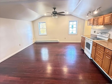 23 Hayward Ave unit 5, Colchester, CT 06415 - photo 2