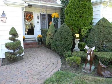 136 N Broadway, Haverhill, MA 01832 - photo 2