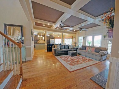 watsons family room 2