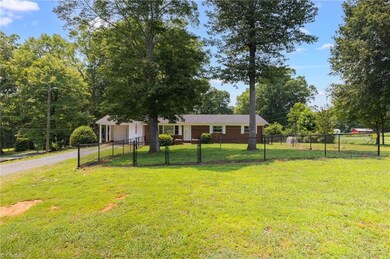 233 Spencer Meadow Rd, Asheboro, NC 27205 - photo 2