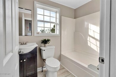 201 Sandy Dr, Jacksonville, NC 28546 - photo 7