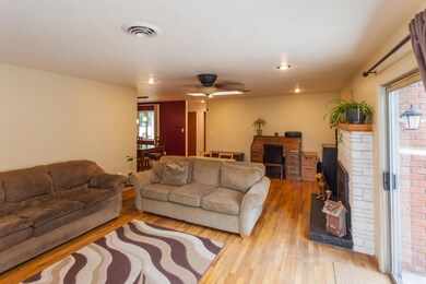 6303GlenWay-MLS-14