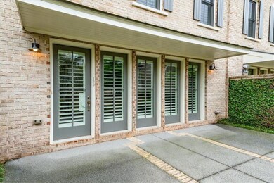 Plenty of space for relaxing or entertaining famil