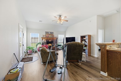 4906 S 186th East Ave, Tulsa, OK 74134 - photo 2