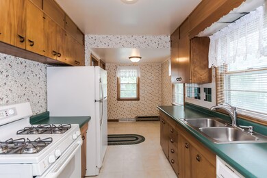 2204 7th Ave N Grand Forks ND-print-007-