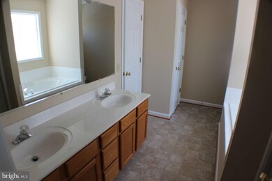 9514 Timberlake Rd, Fredericksburg, VA 22408 - photo 7