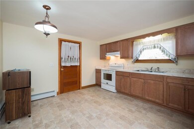 73 Tatnic Rd, Wells, ME 04090 - photo 4