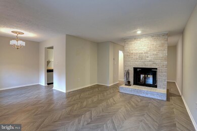 7573 Weather Worn Way unit A, Columbia, MD 21046 - photo 3