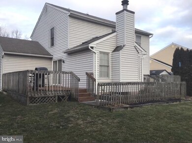 902 Shamrock Ct, Royersford, PA 19468 - photo 4