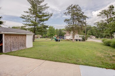 202 N Cherry St, Freeburg, IL 62243 - photo 5