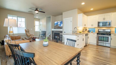 20896 SE Sotra Loop, Bend, OR 97702 - photo 6