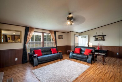 430 Valle Los Coronados, Socorro, TX 79927 - photo 4