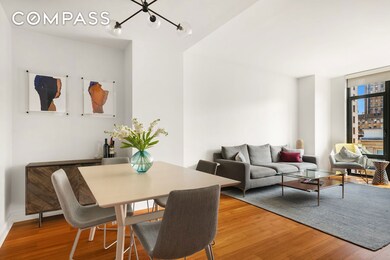 Reade57 unit 9A, New York, NY 10007 - photo 2