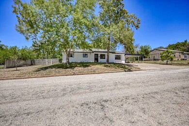 223 Northwest Dr, Fredericksburg, TX 78624 - photo 2