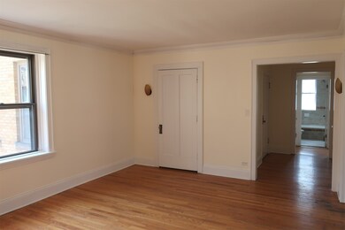132 N Haven Rd unit 2W, Elmhurst, IL 60126 - photo 3