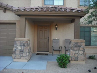 1240 N Compton Circle 003