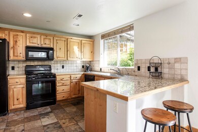 6078 N Fox Pointe Circle Unit-006-018-60