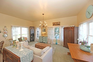 106 E Ross St, Danville, OH 43014 - photo 3