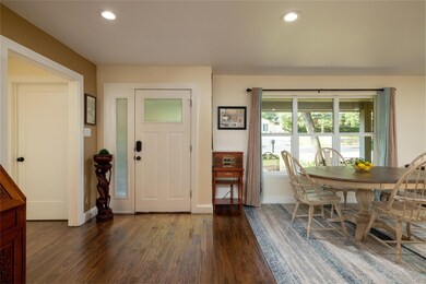 708 Edgehill Dr, Hurst, TX 76053 - photo 4