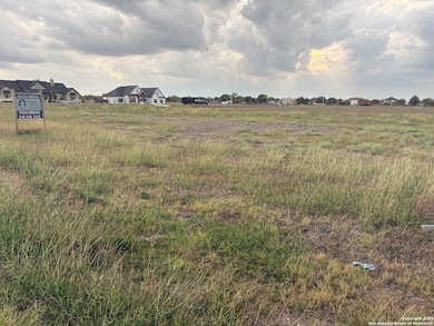 105 Double Creek Loop, Seguin, TX 78155 - photo 6