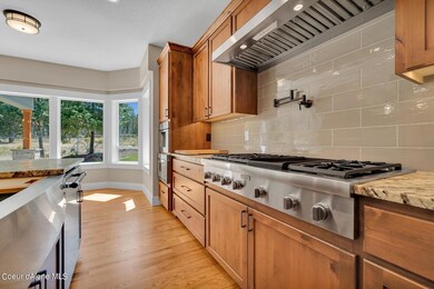 Gourmet Kitchen