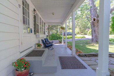 17 Maple Ave, Slingerlands, NY 12159 - photo 5